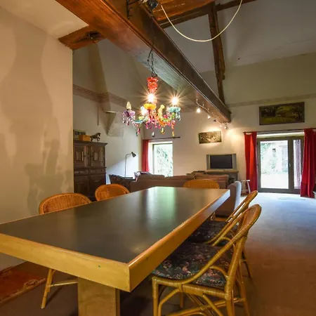 Historic Holiday In With Swimming Pool Cérilly