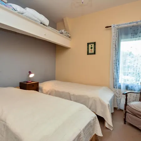 Historic Holiday In With Swimming Pool Vakantiehuis Cérilly